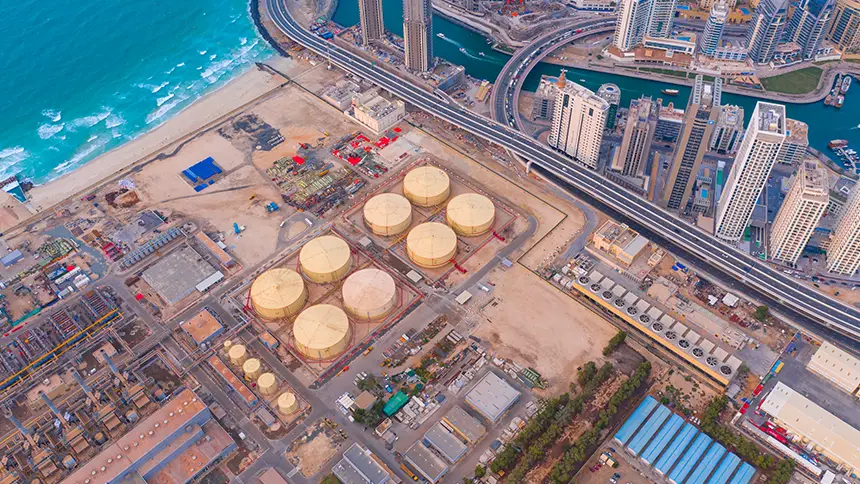 Petrochemical Oil Refinery Dubai