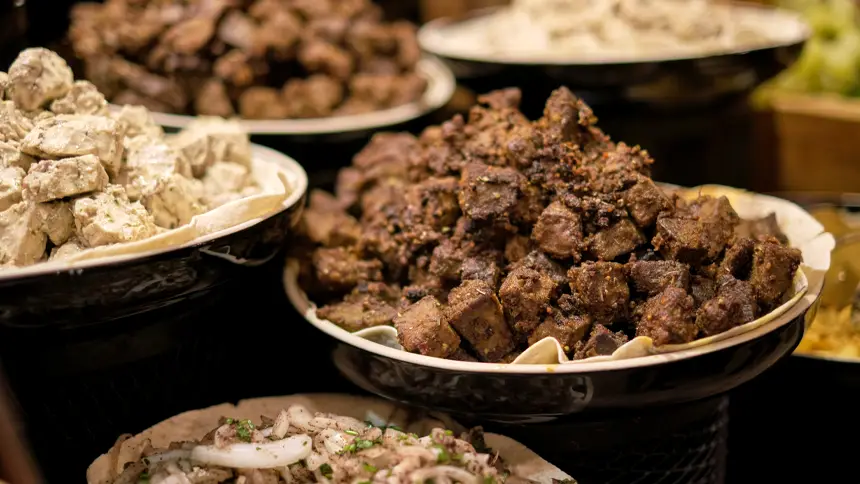 Camel Meat in Emirati Feasts