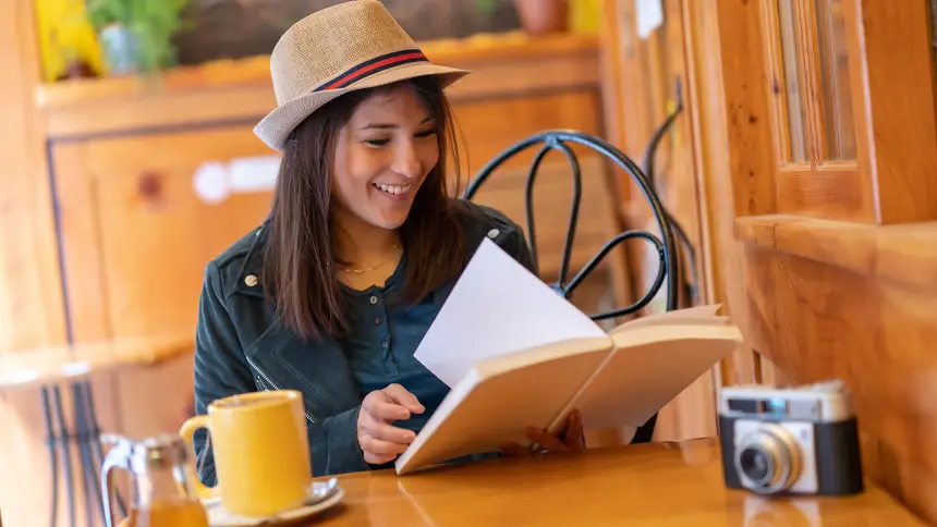 Cafés Book Lounges UAE